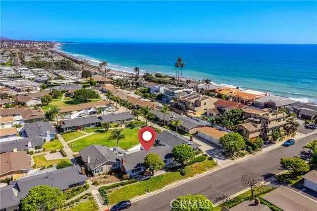 Single-family house For Sale in 241, Monte Vista, San Clemente, California