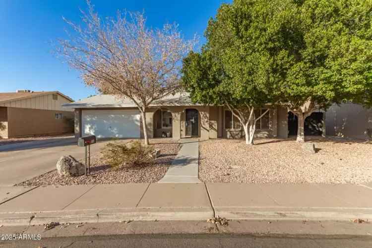 Single-family house For Sale in 1102, West Lindner Avenue, Mesa, Arizona