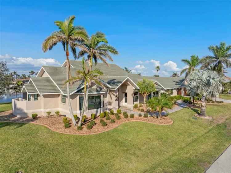 Single-family house For Sale in 1701, Casey Key Drive, Punta Gorda, Florida