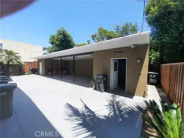 Multi-family house For Sale in 253, South Lemon Street, Orange, California