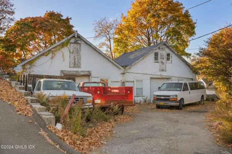 Multi-family house For Sale in 18, Beech Street, Greenwich, Connecticut