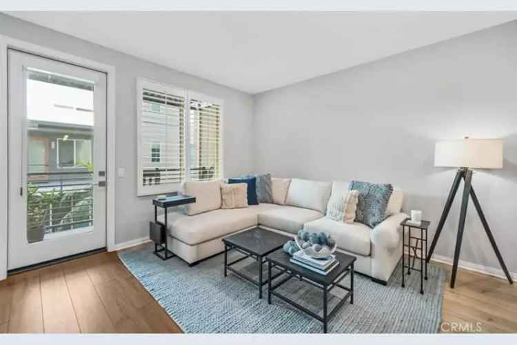 Condo For Sale in Irvine, California