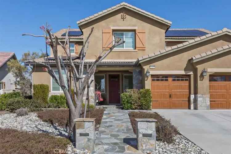 Single-family house For Sale in 23358, Platinum Court, Wildomar, California