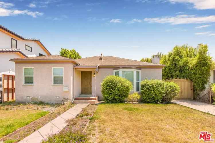 Single-family house For Sale in Los Angeles, California