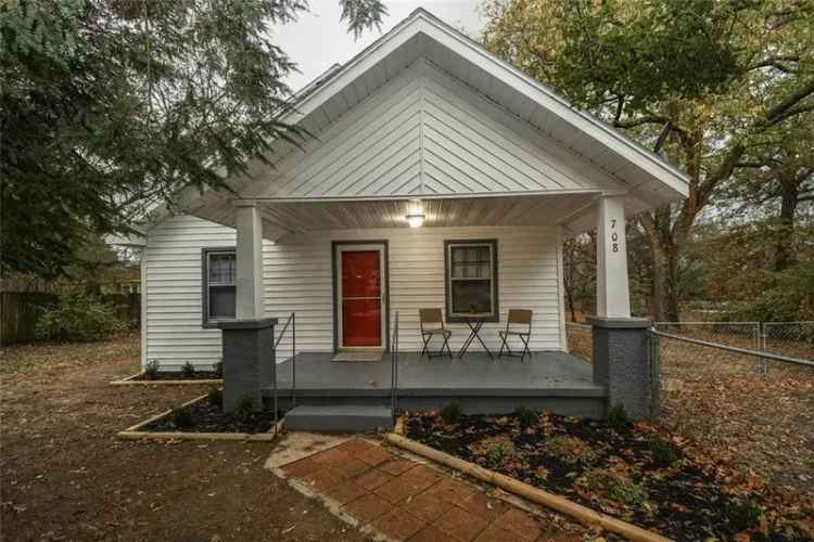 Single-family house For Sale in 708, North Wright Street, Siloam Springs, Arkansas