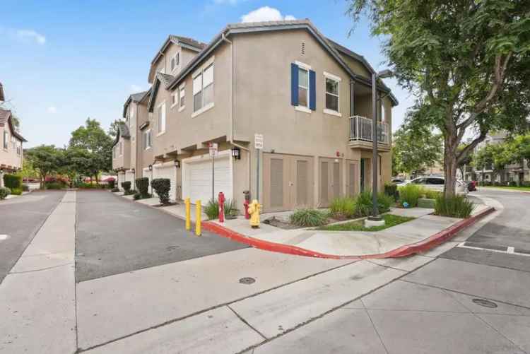 Condo For Sale in 2720, Hazelnut Court, Chula Vista, California