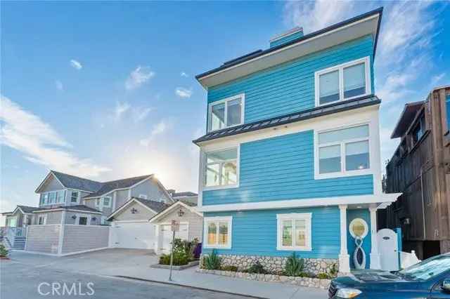 Single-family house For Sale in 11, 67th Place, Long Beach, California