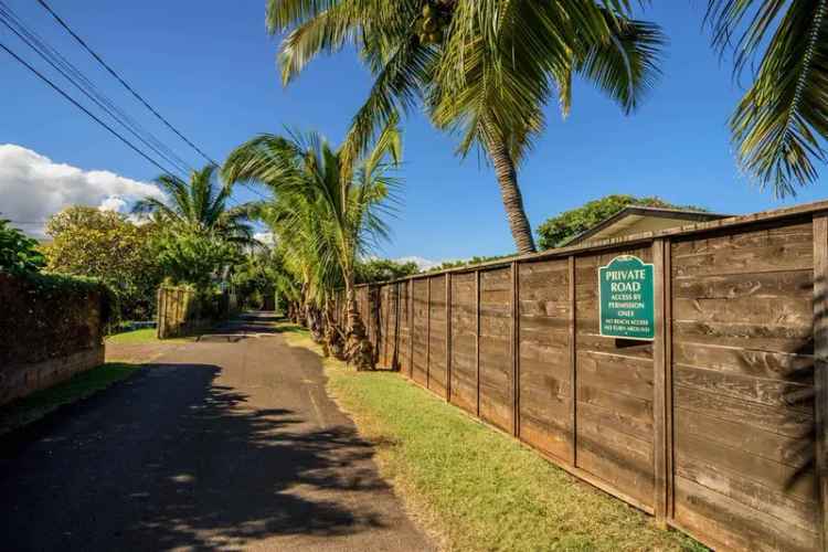 Single-family house For Sale in Paia, Hawaii