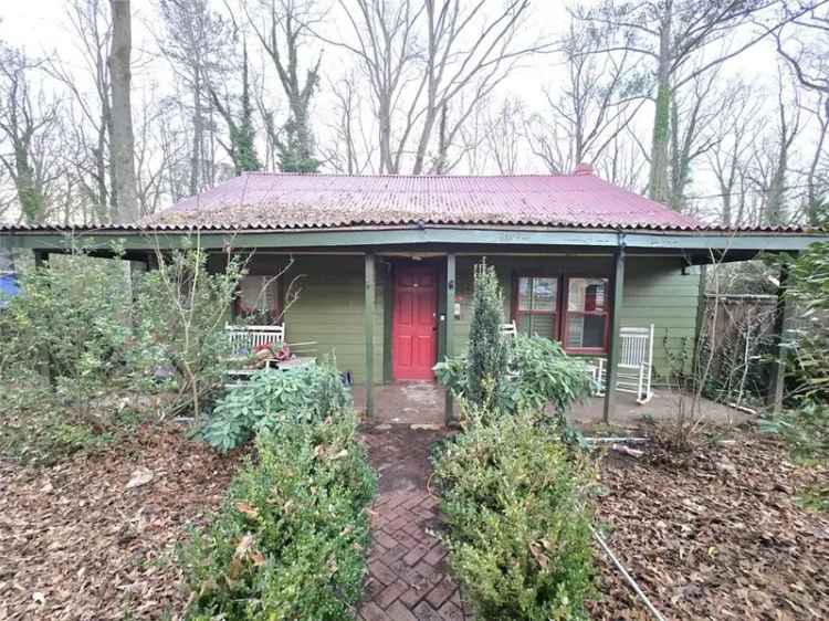 Single-family house For Sale in 1541, Harbin Road Southwest, Atlanta, Georgia