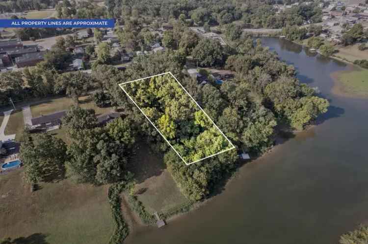 Land For Sale in Dover, Tennessee