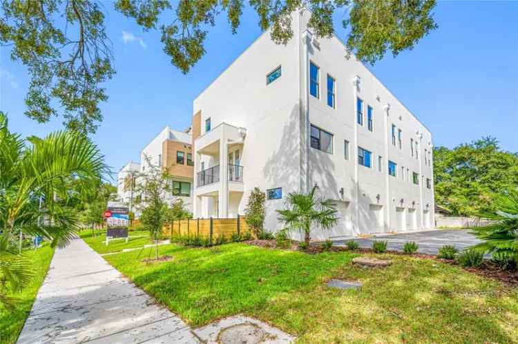 House For Sale in 315, 15th Street North, Saint Petersburg, Florida