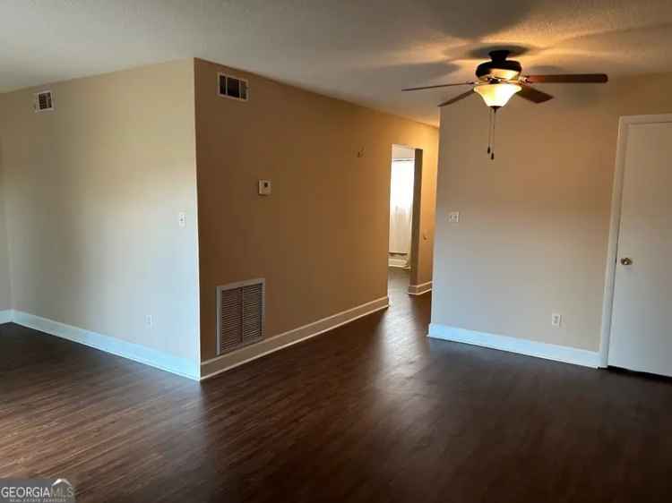 Condo For Sale in 159, Stoneridge Drive, Warner Robins, Georgia