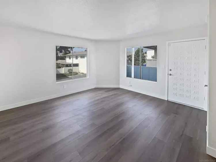 Condo For Sale in 3427, Del Este Way, Oceanside, California