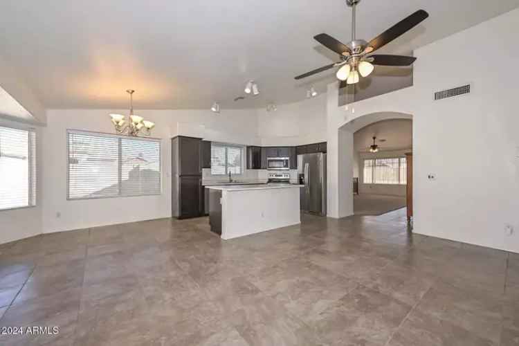 Single-family house For Sale in Sun City, Arizona