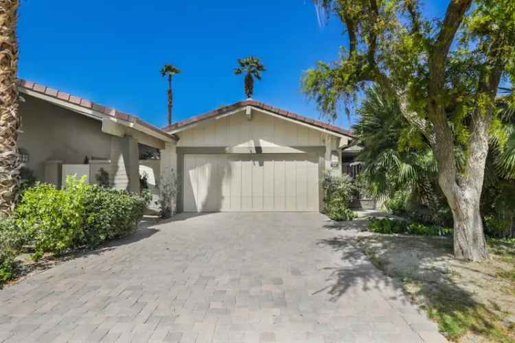 Condo For Sale in 186, Running Springs Drive, Palm Desert, California