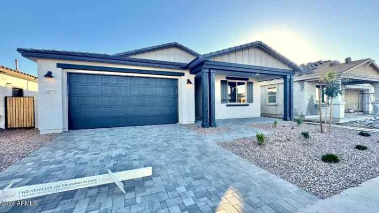 Single-family house For Sale in Queen Creek, Arizona