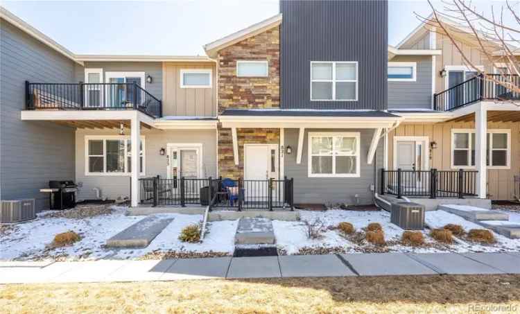 House For Sale in 821, Robert Street, Longmont, Colorado