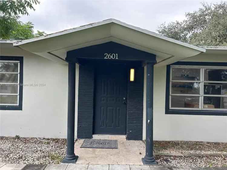 Single-family house For Sale in 2601, Southwest 13th Avenue, Fort Lauderdale, Florida