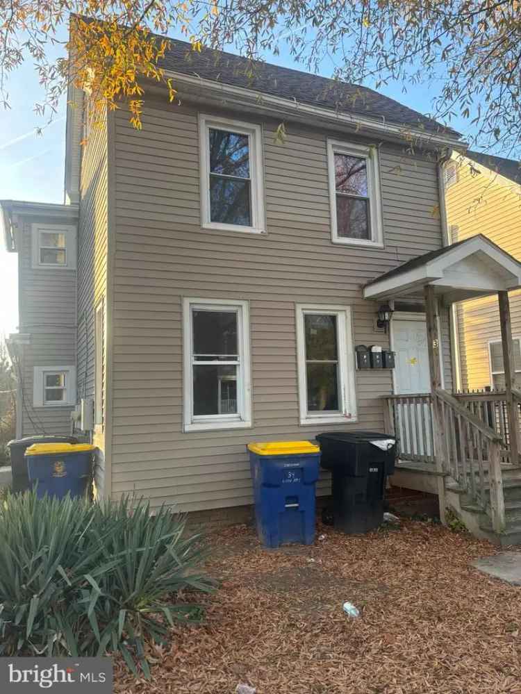 Multi-family house For Sale in 34, North New Street, Dover, Delaware