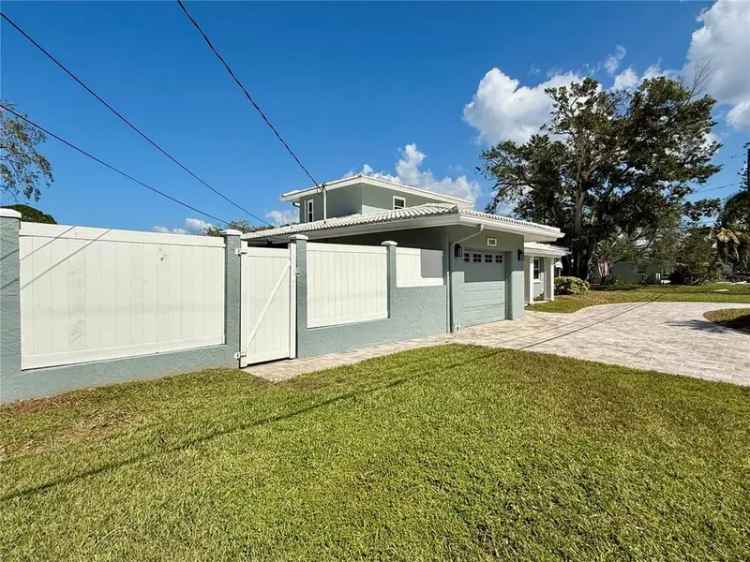 Land For Sale in 1585, Delaware Avenue Northeast, Saint Petersburg, Florida