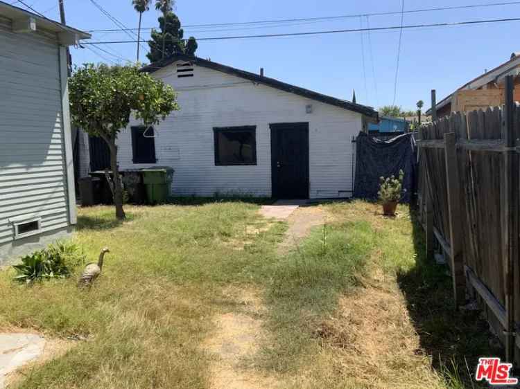 Multi-family house For Sale in 1526, West 54th Street, Los Angeles, California