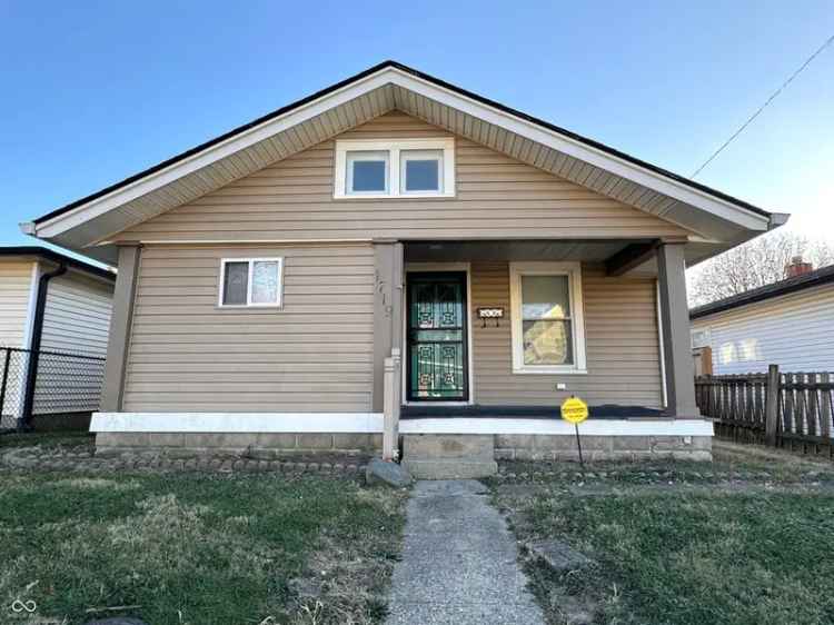 Single-family house For Sale in 1719, Nelson Avenue, Indianapolis, Indiana