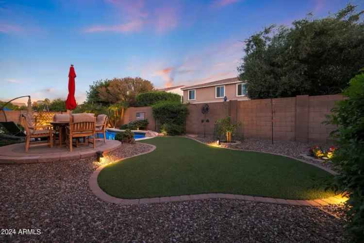 Single-family house For Sale in 21037, East Via De Arboles, Queen Creek, Arizona