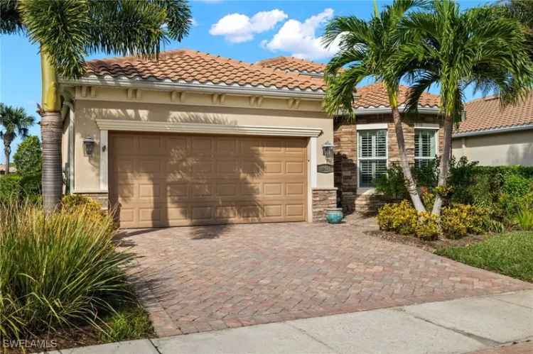 Single-family house For Sale in Fort Myers, Florida