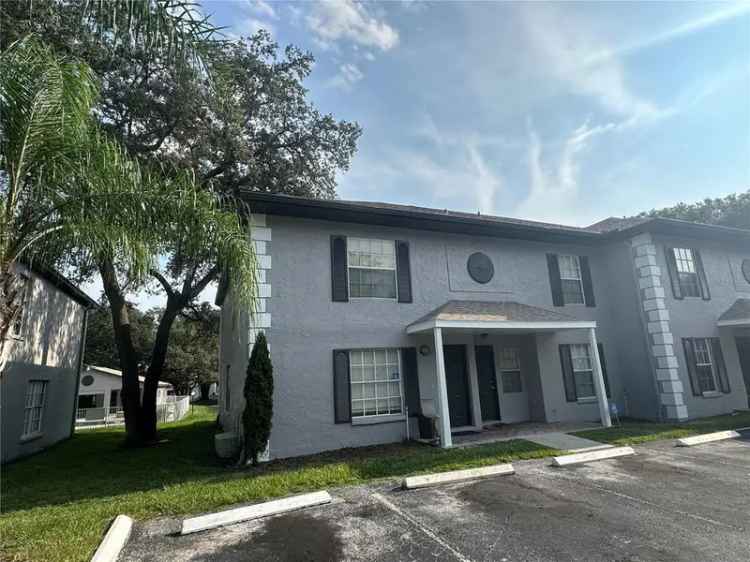 House For Sale in Tampa, Florida