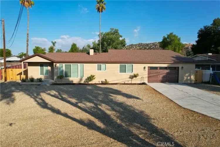 Single-family house For Sale in Nuevo, California