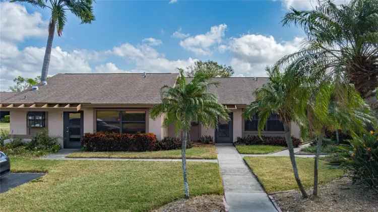 Condo For Sale in Bradenton, Florida