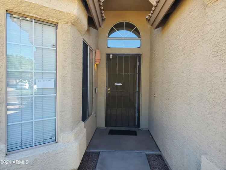 Single-family house For Sale in 2217, East Kelton Lane, Phoenix, Arizona