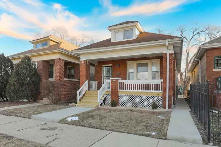 Single-family house For Sale in 8725-8727, South Ada Street, Chicago, Illinois