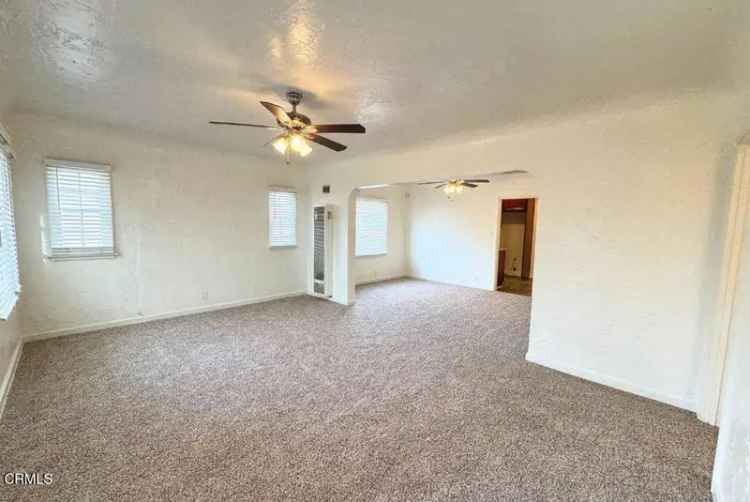 Multi-family house For Sale in Lancaster, California