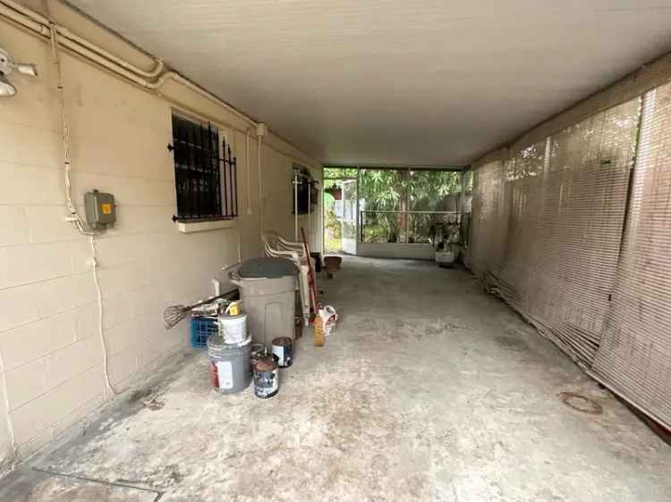 Single-family house For Sale in 2705, West Hamilton Avenue, Egypt Lake-Leto, Florida