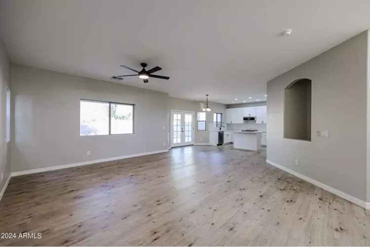 Single-family house For Sale in 17214, West Elaine Drive, Goodyear, Arizona