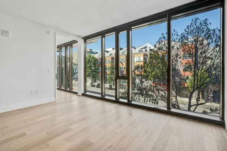 Luxury Dogpatch Apartment with City Views and High End Finishes