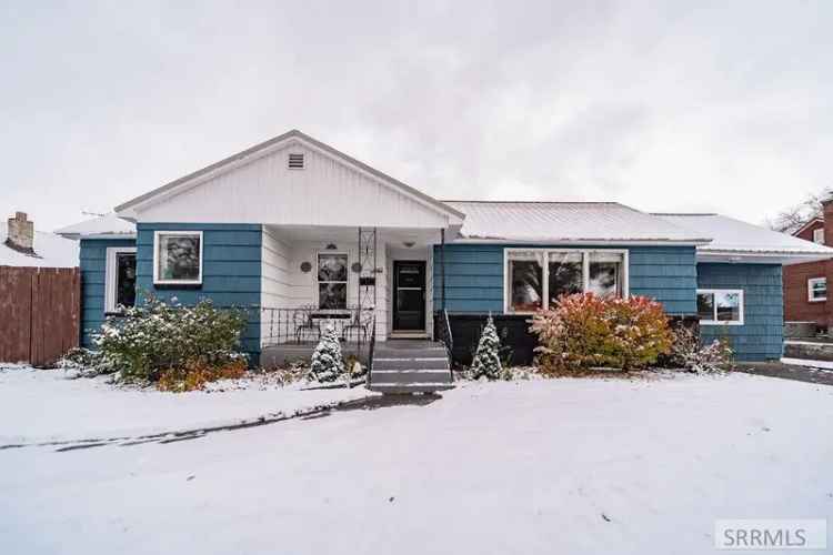 Single-family house For Sale in 142, East 16th Street, Idaho Falls, Idaho