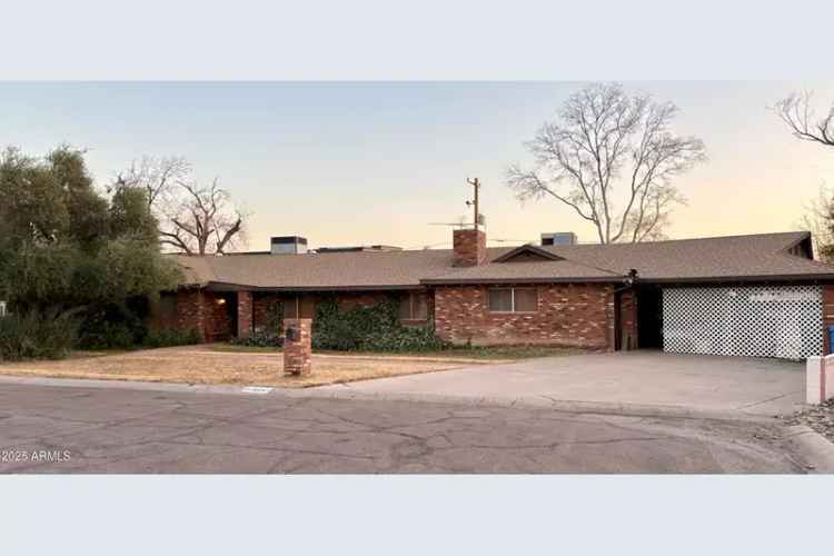 Single-family house For Sale in 8041, North 2nd Drive, Phoenix, Arizona