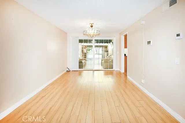 House For Sale in Los Angeles, California