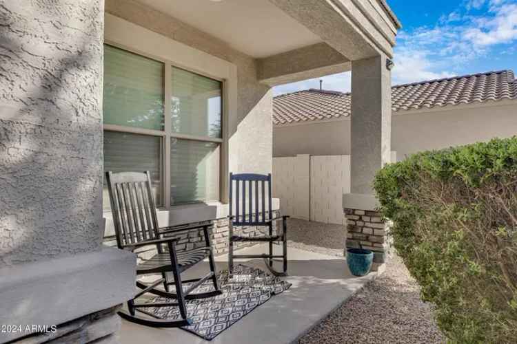 Single-family house For Sale in 35737, North Loemann Drive, San Tan Valley, Arizona