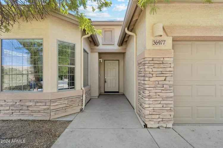 Single-family house For Sale in 36977, West Mondragone Lane, Maricopa, Arizona