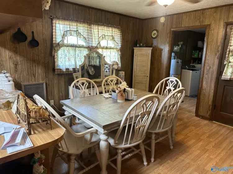 Single-family house For Sale in 13493, Brownsferry Road, Athens, Alabama