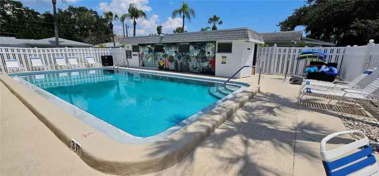 Condo For Sale in 6015, Arlene Way, Bradenton, Florida