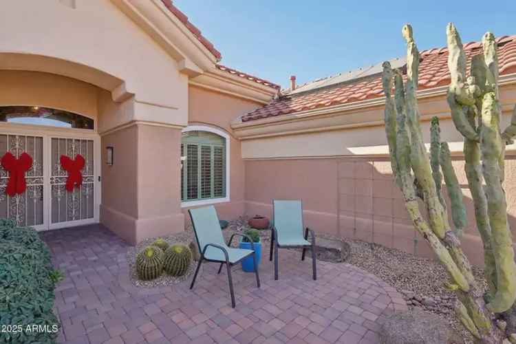 Single-family house For Sale in 16013, West Sentinel Drive, Sun City West, Arizona