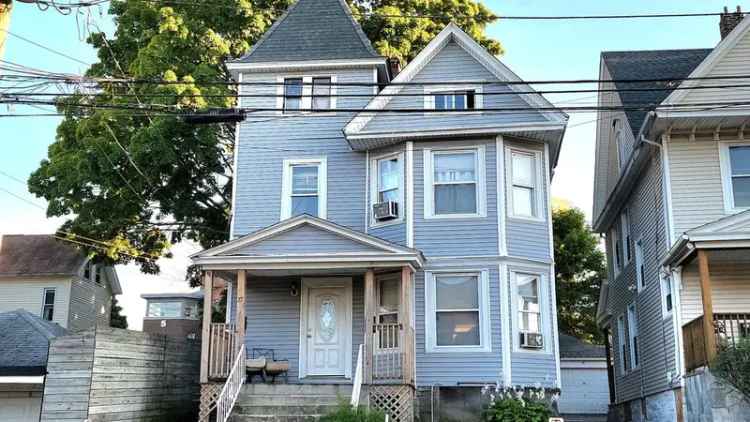 Multi-family house For Sale in 27, Center Street, Bridgeport, Connecticut