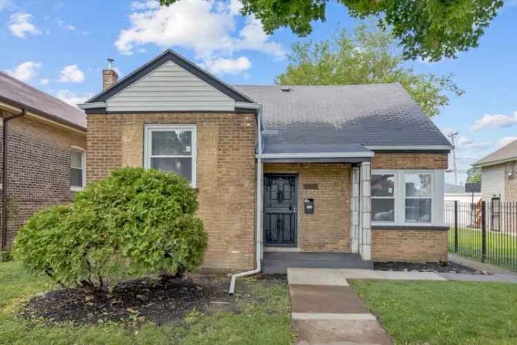 Single-family house For Sale in 9522, South Greenwood Avenue, Chicago, Illinois