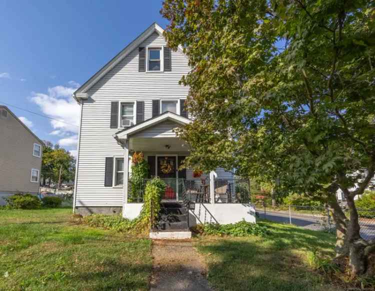 Single-family house For Sale in 192, Rhodes Street, New Britain, Connecticut