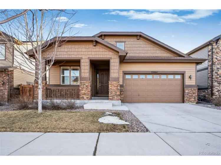 Single-family house For Sale in 25064, East Byers Drive, Aurora, Colorado