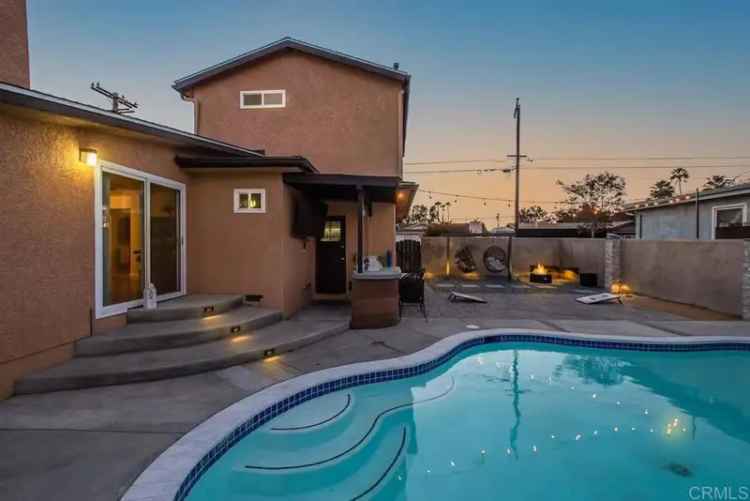 Single-family house For Sale in 4525, Seminole Drive, San Diego, California